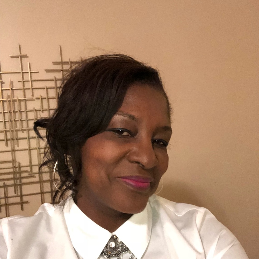 Meet your Posher, Brenda